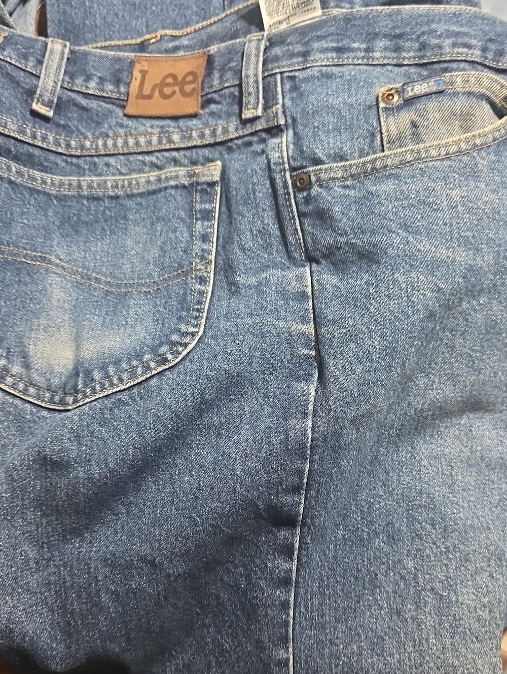 Lee Vintage Relaxed Fit Denim Jeans in Classic Blue Wash 40x32